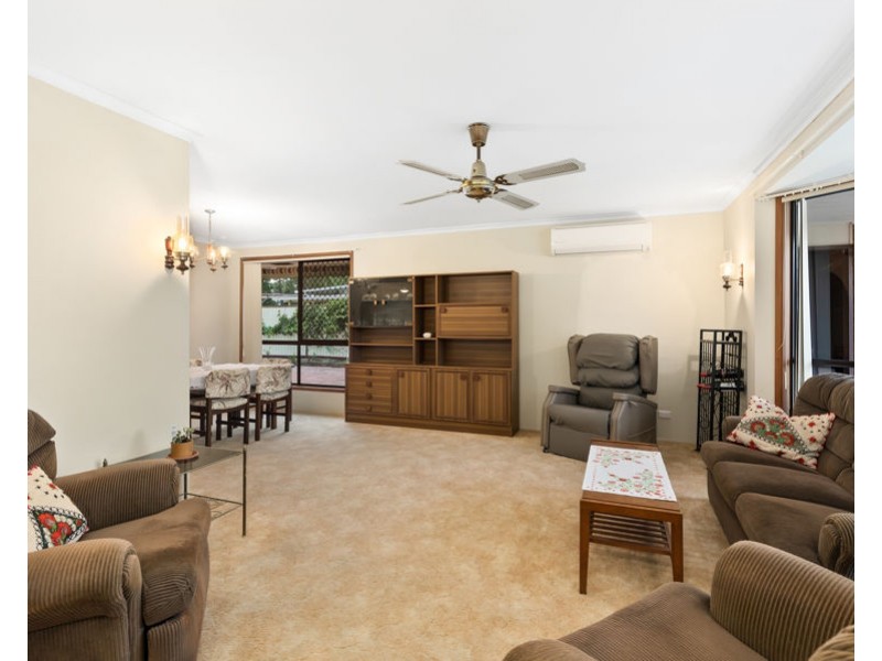 19 Lancelin Drive, Mermaid Waters QLD 4218