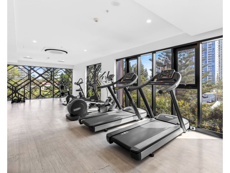 404/185 Old Burleigh Road, Broadbeach QLD 4218