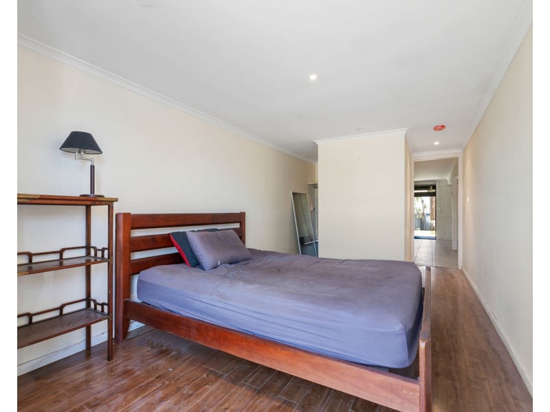 9 Tasman Avenue, Molendinar QLD 4214