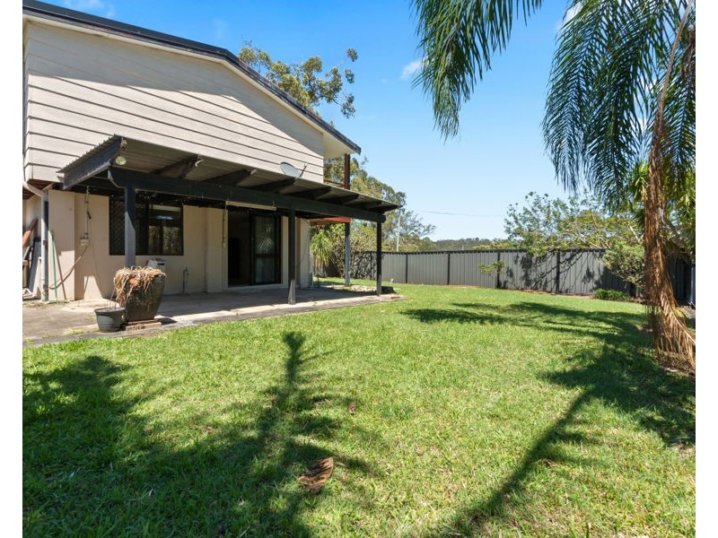 9 Tasman Avenue, Molendinar QLD 4214