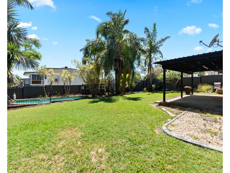 9 Tasman Avenue, Molendinar QLD 4214