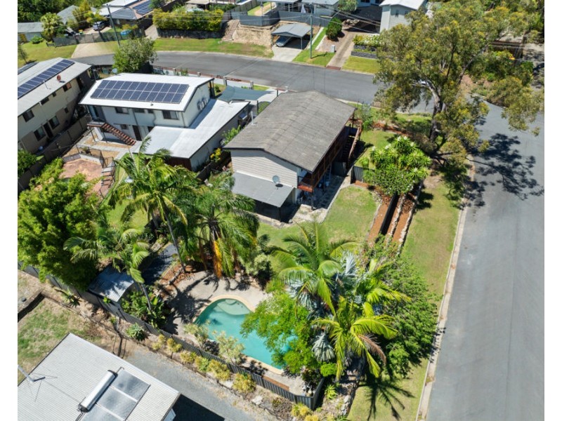 9 Tasman Avenue, Molendinar QLD 4214