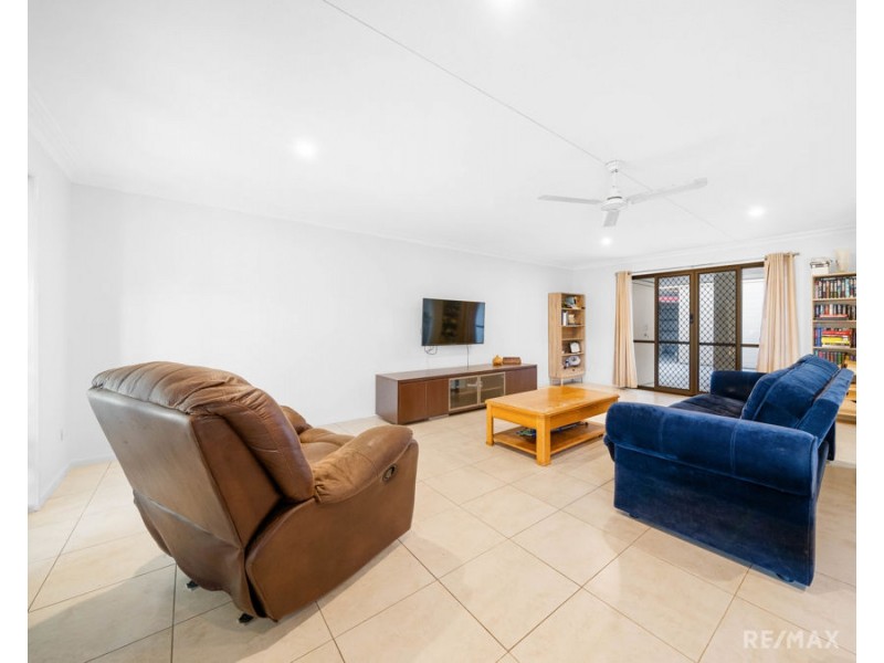 3 Nicolson Court, Mermaid Waters QLD 4218