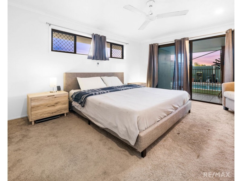 3 Nicolson Court, Mermaid Waters QLD 4218