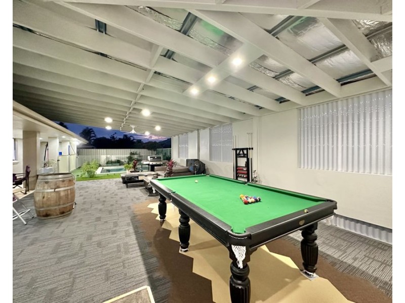 3 Nicolson Court, Mermaid Waters QLD 4218