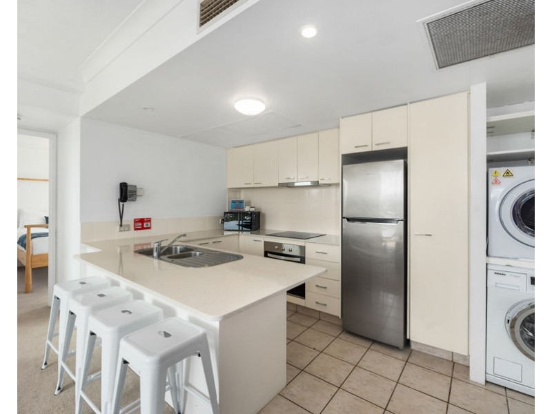 1005/2988 ‘Palazzo Colonnades’ Surfers Paradise Blvd, Surfers Paradise QLD 4217