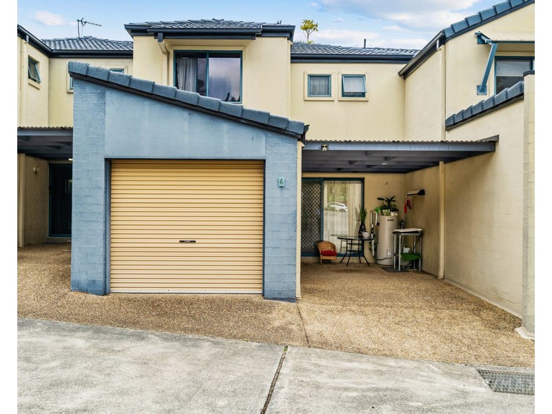 6/1 Pinecrest Court, Oxenford QLD 4210