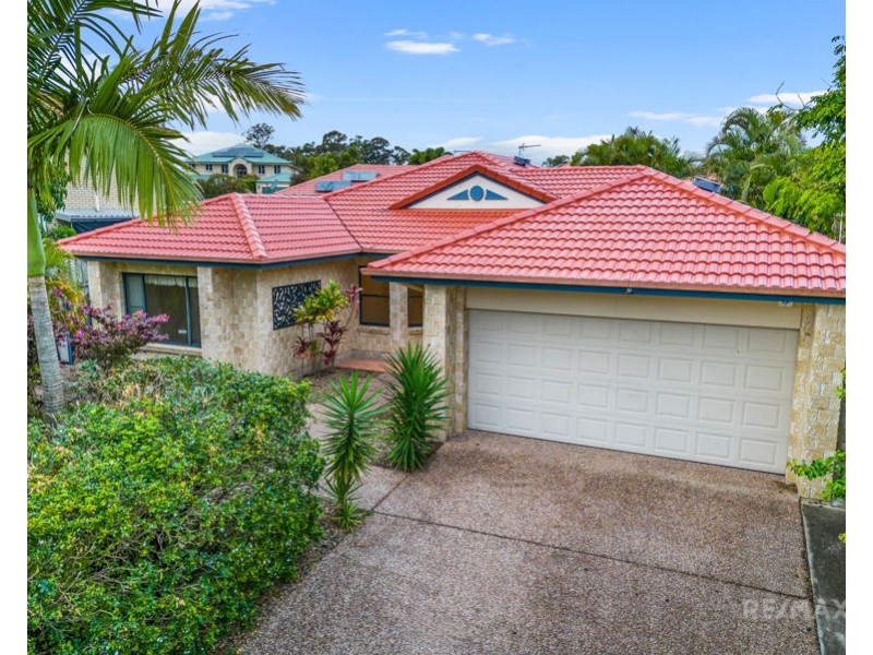 62 Crestwood Drive, Molendinar QLD 4214