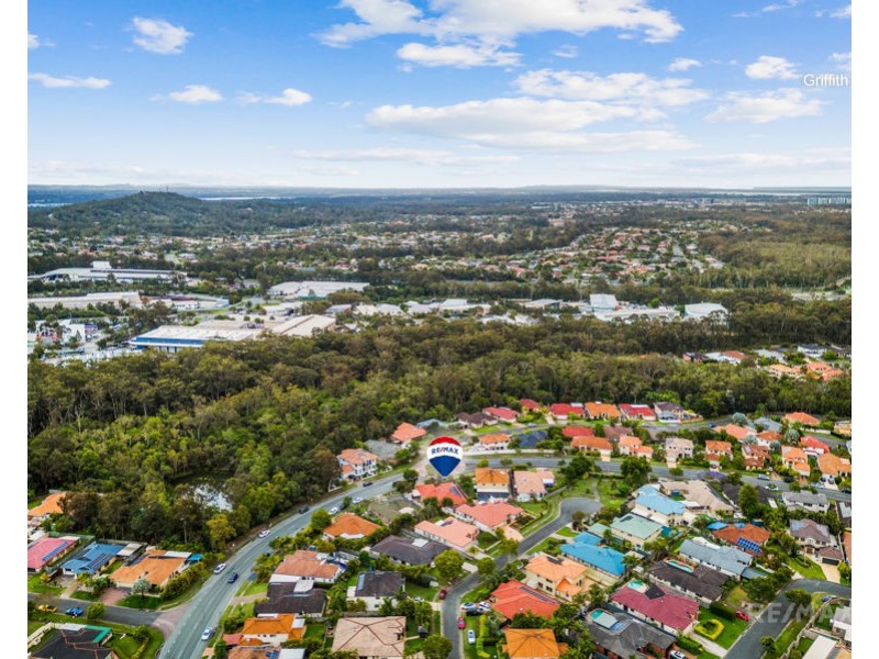 62 Crestwood Drive, Molendinar QLD 4214