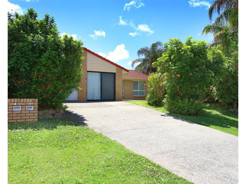 1/10 Cassandra Crescent, Labrador QLD 4215