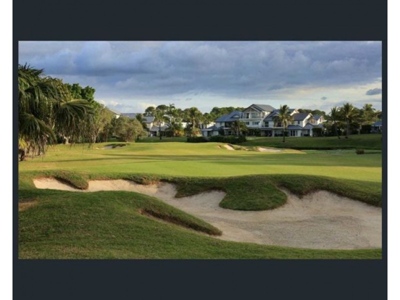 1922 Sunningdale Court, Sanctuary Cove QLD 4212