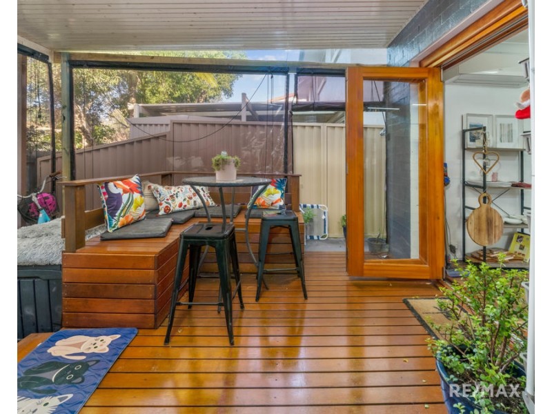 8/13-17 Brown Street, Labrador QLD 4215