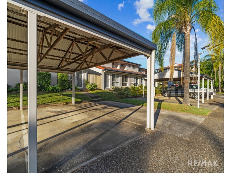8/13-17 Brown Street, Labrador QLD 4215