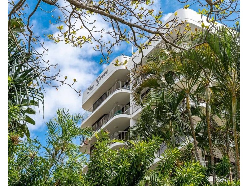21/22 Armrick Avenue, Broadbeach QLD 4218