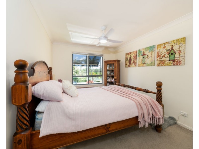 129/125 Santa Cruz Blvd, Clear Island Waters QLD 4226