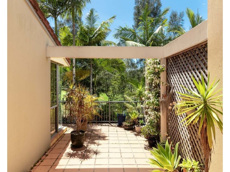 129/125 Santa Cruz Blvd, Clear Island Waters QLD 4226