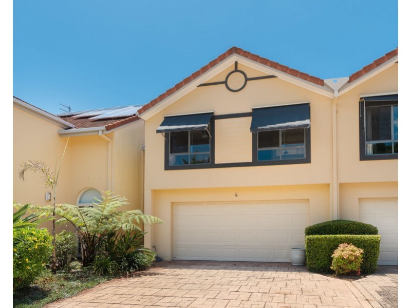 129/125 Santa Cruz Blvd, Clear Island Waters QLD 4226