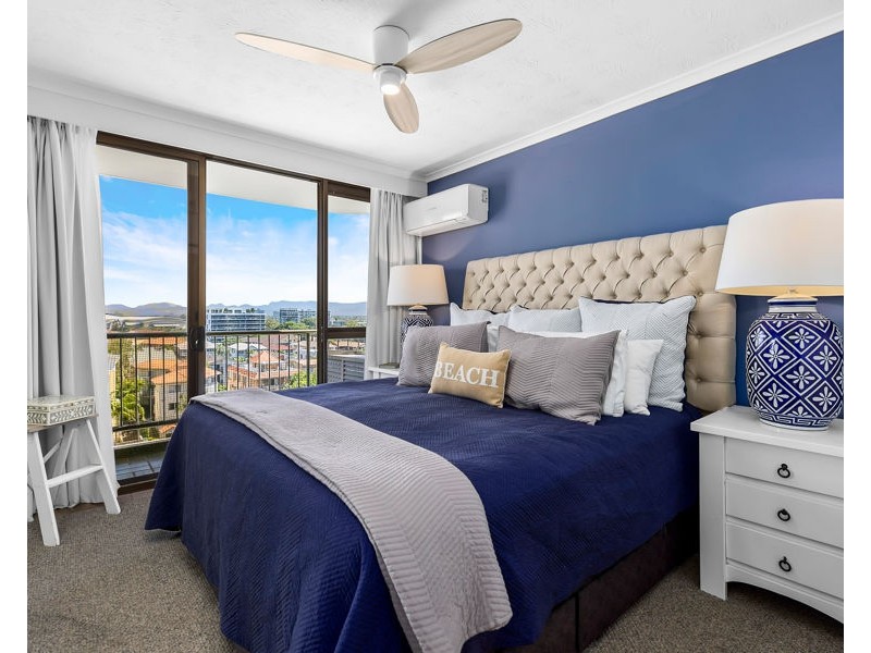 22/22 Armrick Avenue, Broadbeach QLD 4218