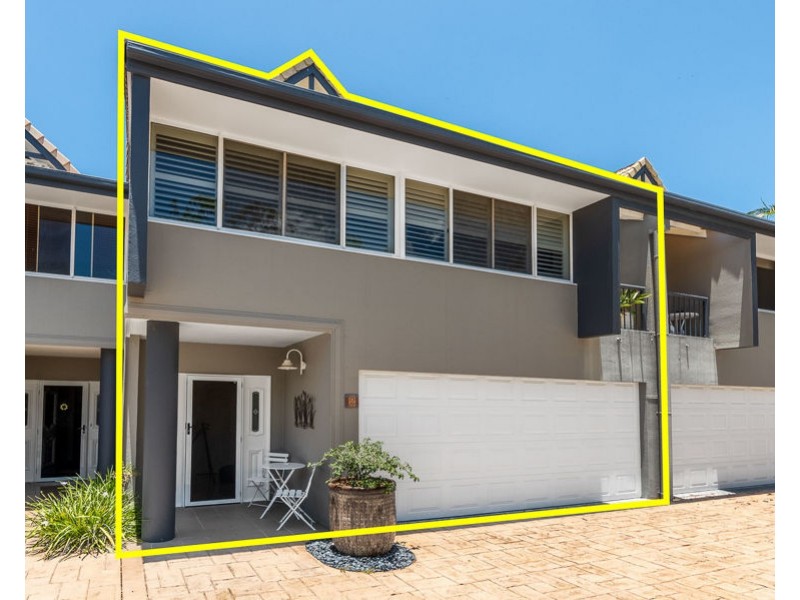 54/125 Santa Cruz Boulevard, Clear Island Waters QLD 4226