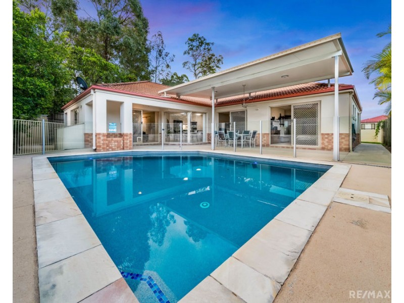 14 Gumleaf Drive, Molendinar QLD 4214