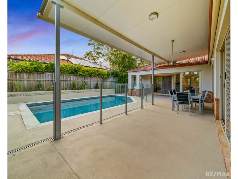 14 Gumleaf Drive, Molendinar QLD 4214