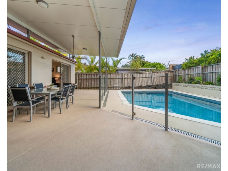 14 Gumleaf Drive, Molendinar QLD 4214