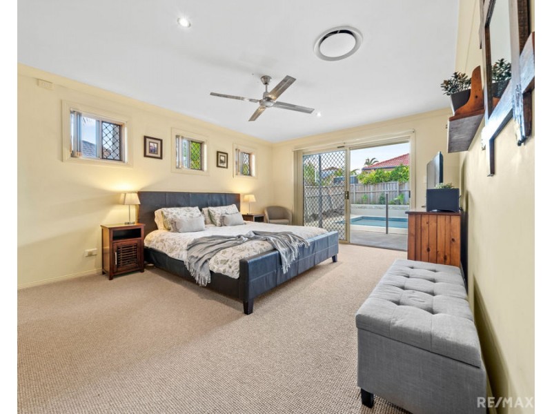 14 Gumleaf Drive, Molendinar QLD 4214