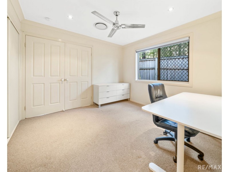 14 Gumleaf Drive, Molendinar QLD 4214