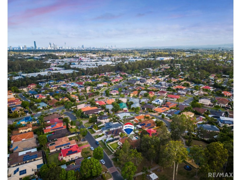 14 Gumleaf Drive, Molendinar QLD 4214