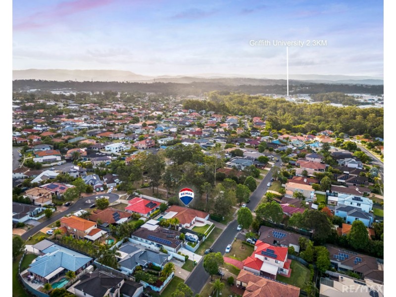 14 Gumleaf Drive, Molendinar QLD 4214