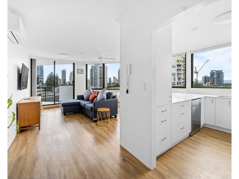 17/2916 Gold Coast Highway, Surfers Paradise QLD 4217