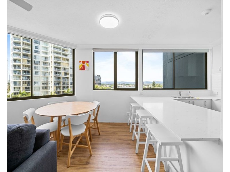 17/2916 Gold Coast Highway, Surfers Paradise QLD 4217