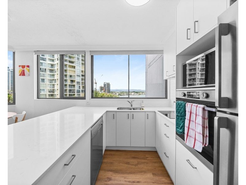 17/2916 Gold Coast Highway, Surfers Paradise QLD 4217
