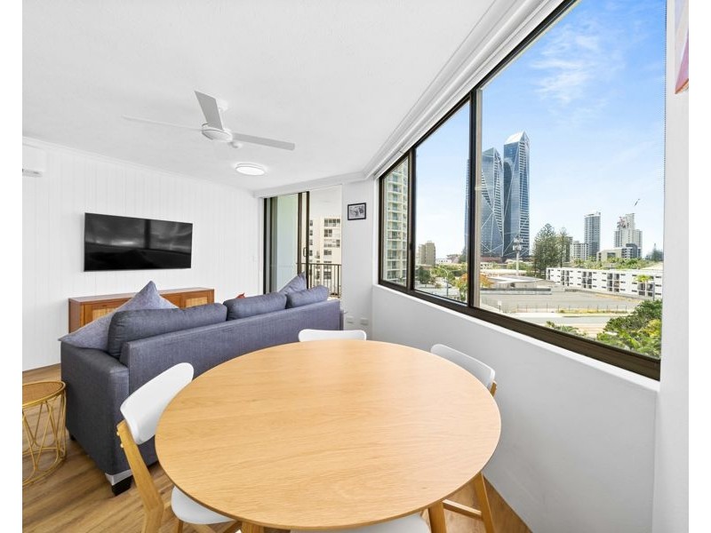 17/2916 Gold Coast Highway, Surfers Paradise QLD 4217