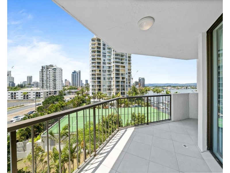 17/2916 Gold Coast Highway, Surfers Paradise QLD 4217