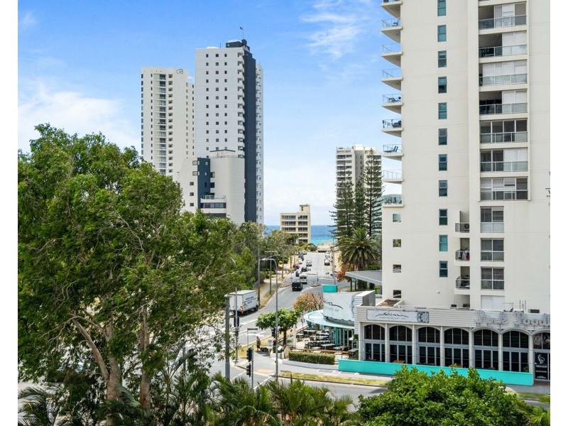 17/2916 Gold Coast Highway, Surfers Paradise QLD 4217