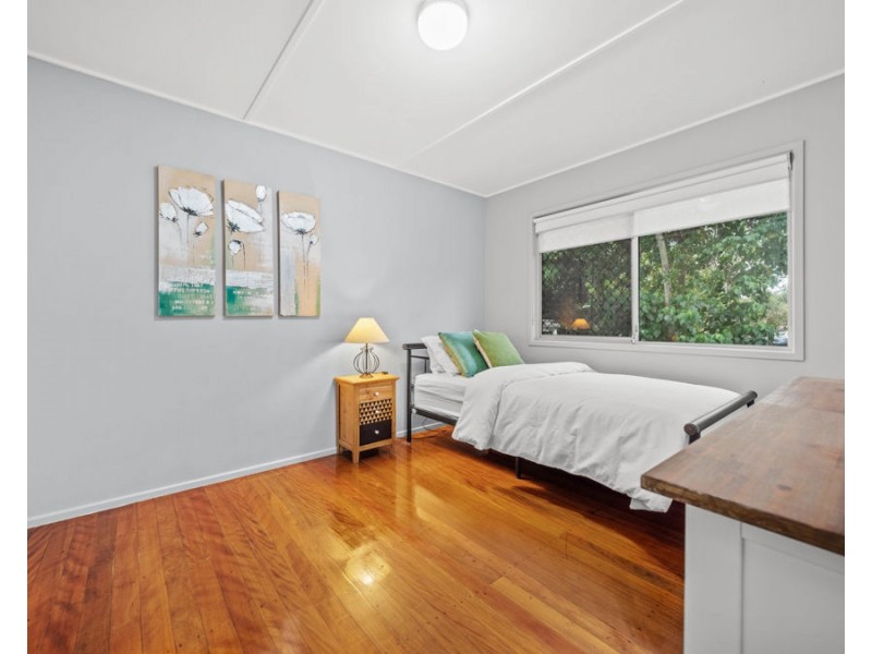 3 Sungold Avenue, Southport QLD 4215