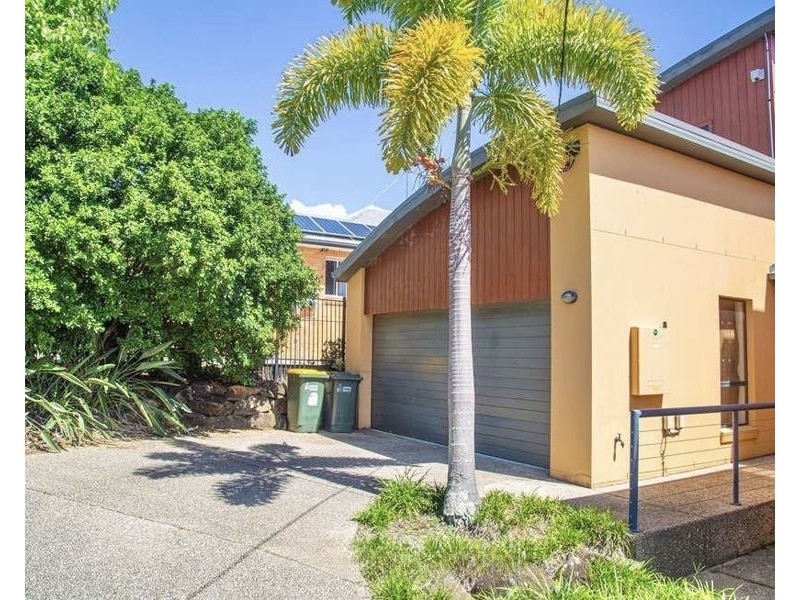 1/91 Johnston Street, Southport QLD 4215