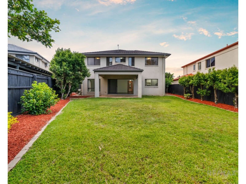 12 Rimu Place, Molendinar QLD 4214