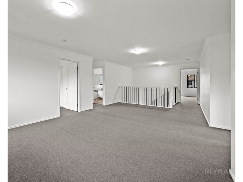 12 Rimu Place, Molendinar QLD 4214