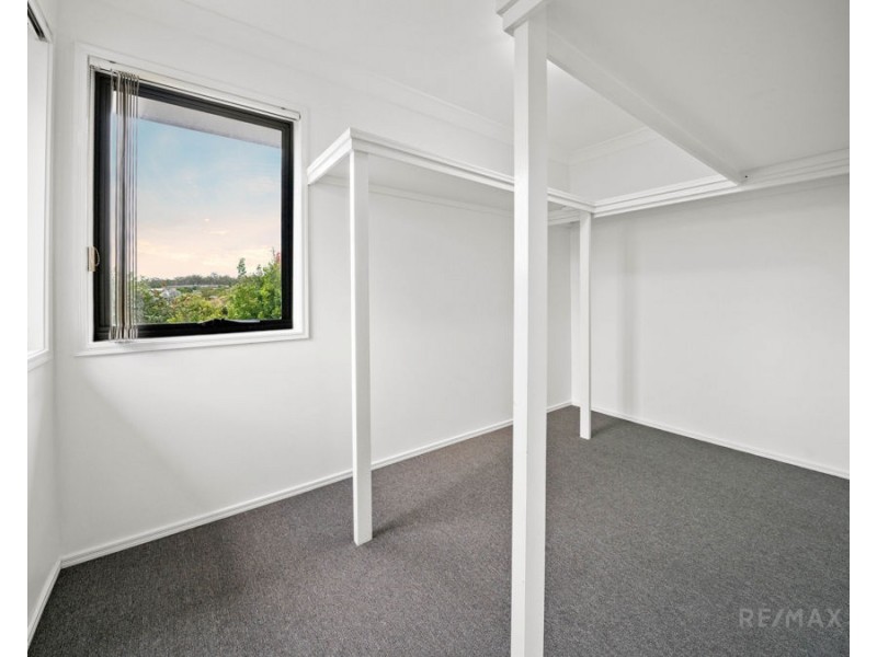 12 Rimu Place, Molendinar QLD 4214