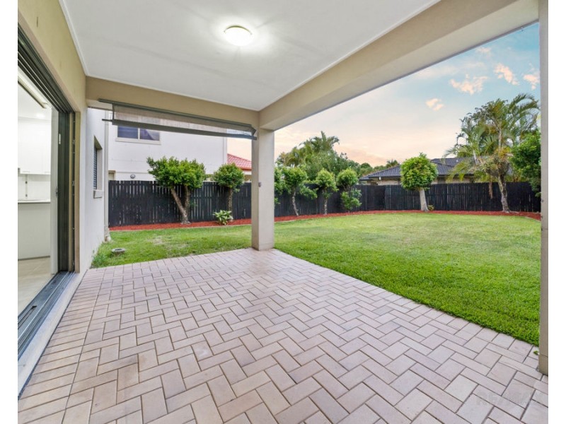 12 Rimu Place, Molendinar QLD 4214