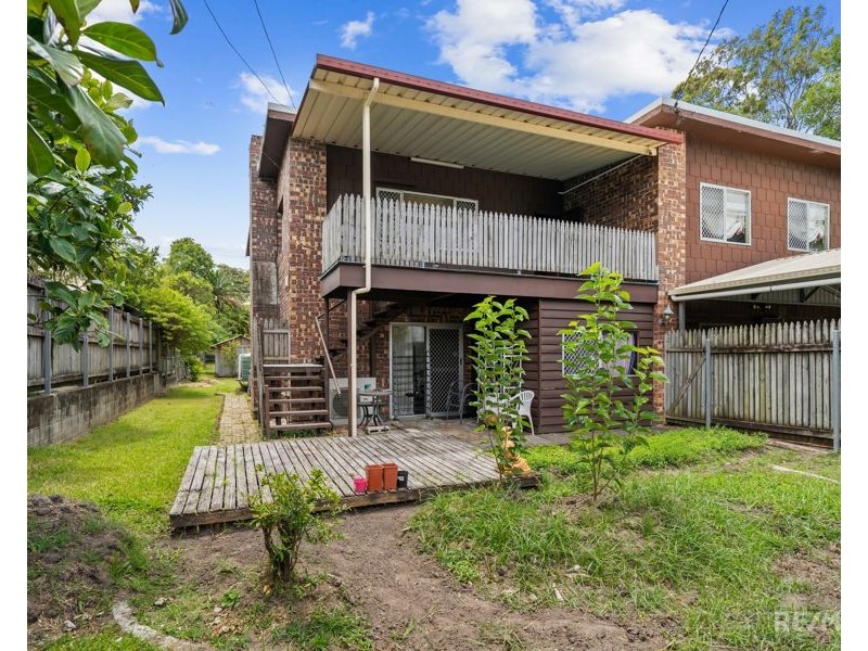 53 Benowa Road, Southport QLD 4215