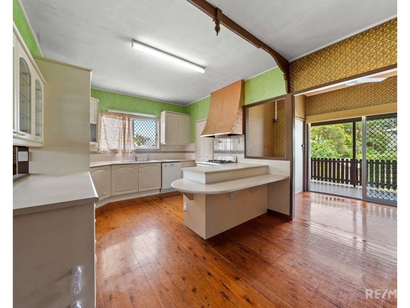 53 Benowa Road, Southport QLD 4215