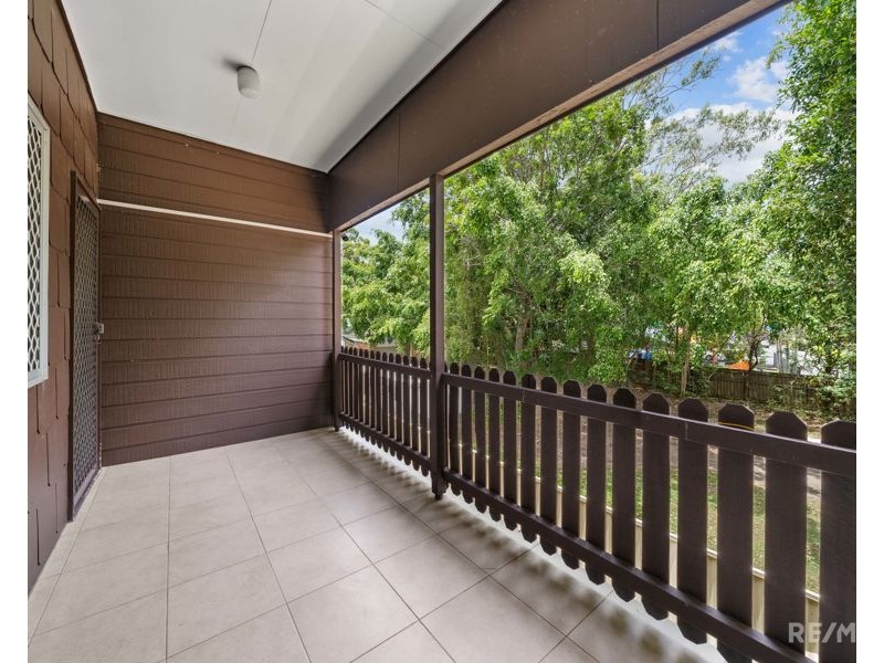 53 Benowa Road, Southport QLD 4215