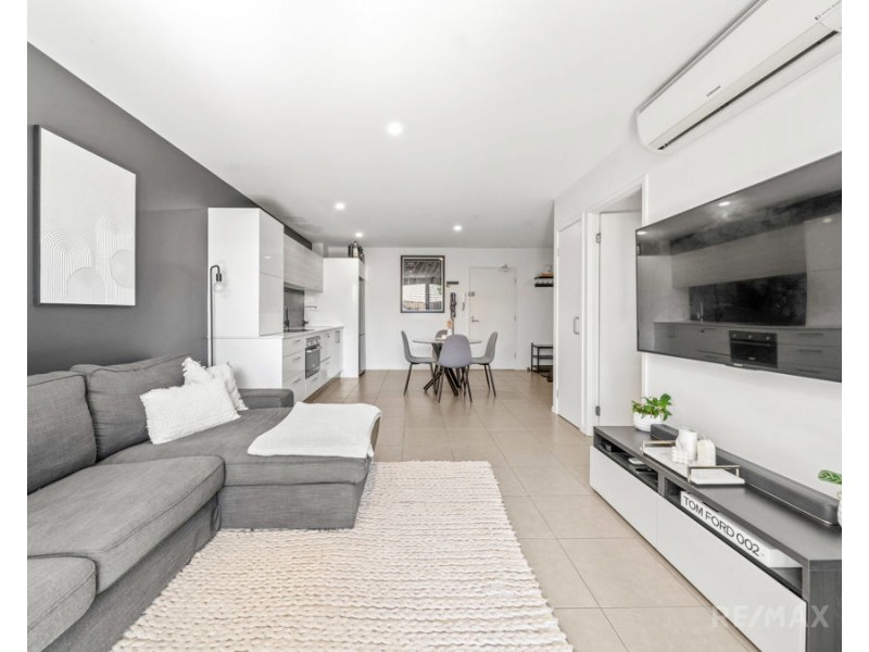 1112/6-8 Waterford Court, Bundall QLD 4217