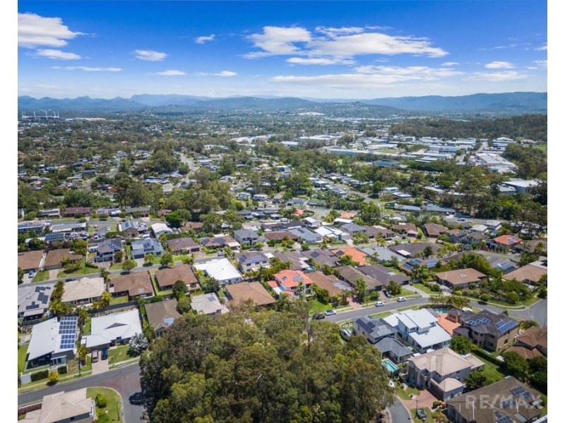 35 Highcrest Circuit, Molendinar QLD 4214