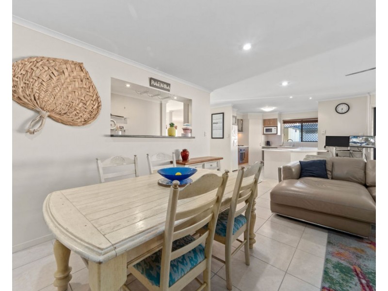 59 Highcrest Circuit, Molendinar QLD 4214