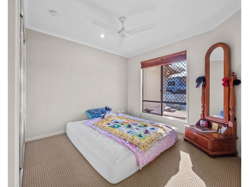59 Highcrest Circuit, Molendinar QLD 4214
