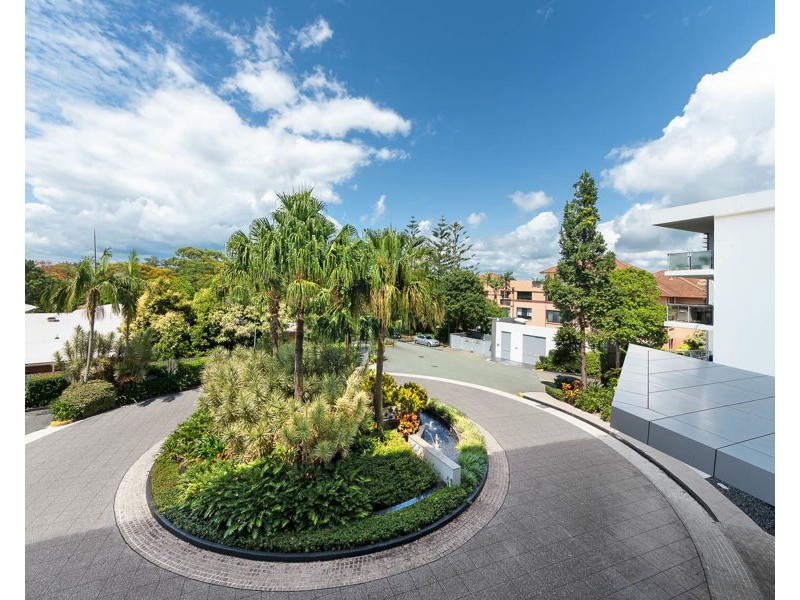 2222/33 T E Peters Drive, Broadbeach QLD 4218